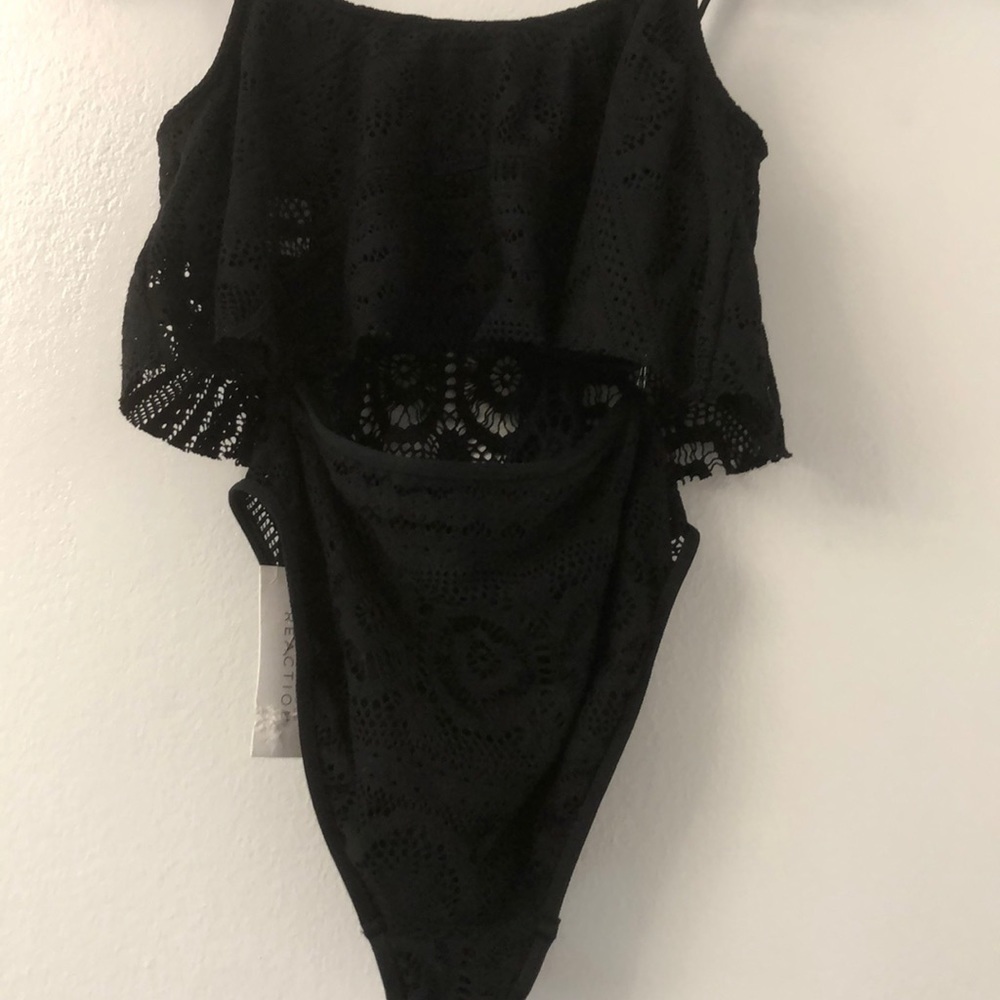 Kenneth Cole Swimming Set - Picture 4 of 6